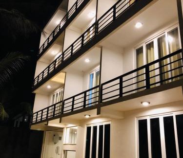 Patuwatha Hotel | OCEAN EDGE HIKKA