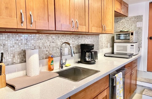 Ewa House | Ocean front 1-bedroom house, good location with AC, WiFi