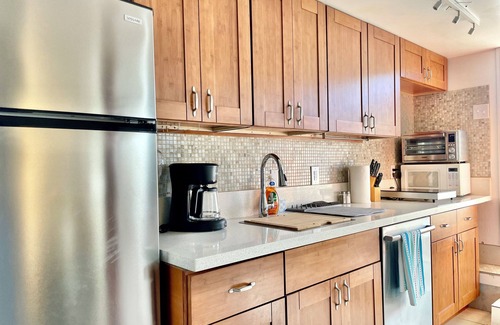 Ewa House | Ocean front 1-bedroom house, good location with AC, WiFi