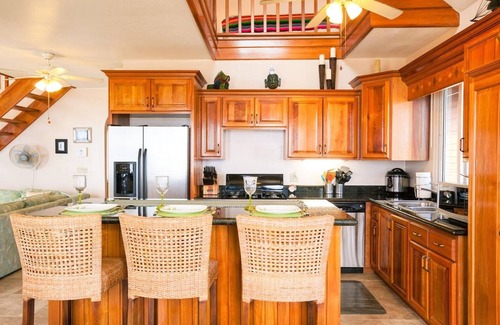 Antoneys Cay House | Ocean front, 100 steps from the beach, awesome view! 5 Bed/4 Bath+King Bed Loft