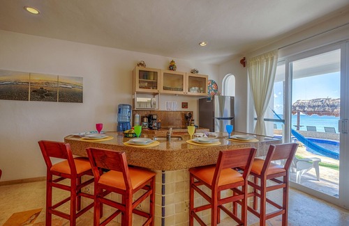 Akumal Condo | OCEAN FRONT! 2 bed/2 bath*GROUND FLOOR* a/c* MAID!