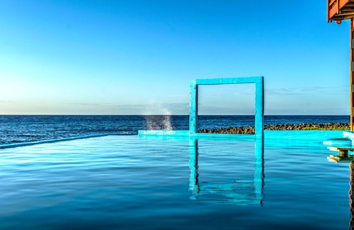 Antoneys Cay House | Ocean Front Family Suite