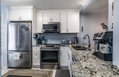 Oceanmarsh Subdivision Condo | Ocean front, Golf Cart, Magic: Stay at Sea Island Magic