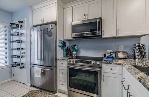 Oceanmarsh Subdivision Condo | Ocean front, Golf Cart, Magic: Stay at Sea Island Magic