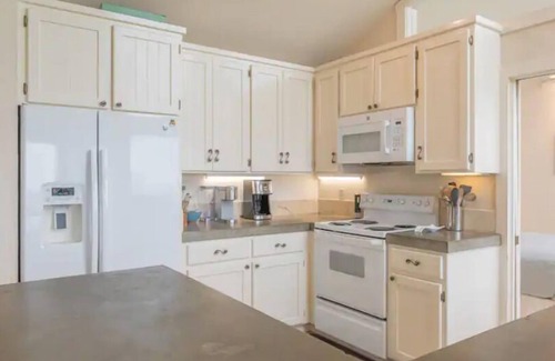 Castroville House | Ocean Front Villa