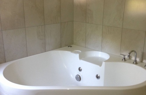 South Mackay Hotel | Ocean International