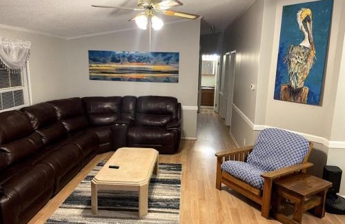 Surfside Beach House | Ocean Lakes 4 bedroom Cottage that sleeps 10