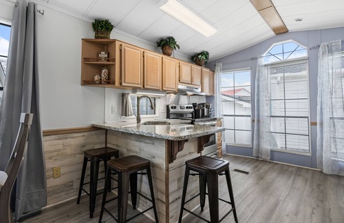 Myrtle Beach Cottage | Ocean Lakes site 7011, Perfect family beach retreat