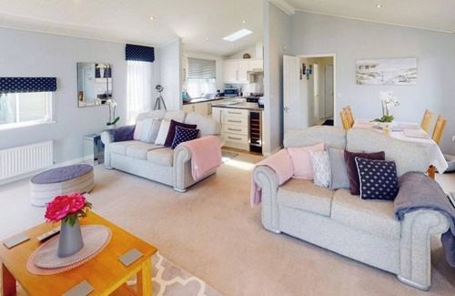 Corton Cottage | Ocean Retreat Lodge