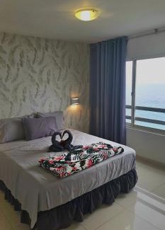 Catia La Mar Apartment | Ocean view apartment near the airport