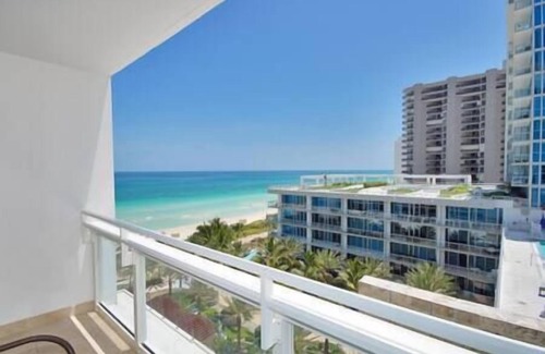 North Beach Condo | Ocean view at the Carillon 🏝⛱