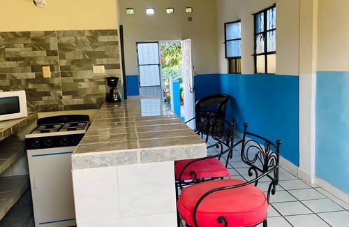 Lazaro Cardenas Apartment | Ocean view Charming 2-bedroom apartment with AC, WiFi in beautiful