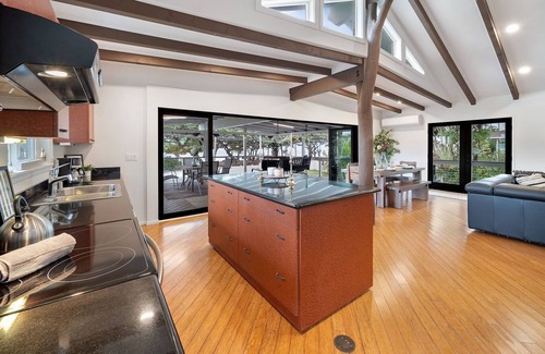 Ka'a'awa House | Ocean View Duplex Minutes from Kualoa Ranch & Many Attractions: Kualoa Ohia