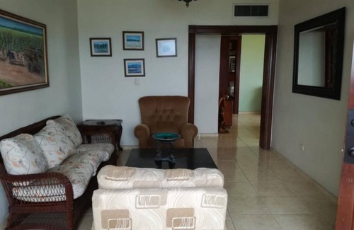 Ciudad Universitaria Apartment | OCEAN VIEW EN EL MALECON