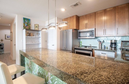 Biloxi Condo | Ocean view from every room!