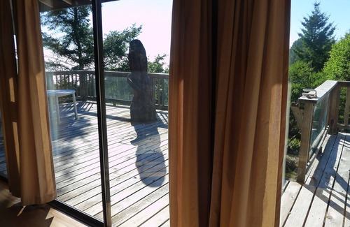 Shelter Cove House | Ocean View, Near Beaches, 4 bedrooms, End of Road Privacy