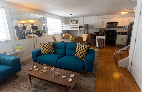 South Beach Condo | Ocean View South Beach Huge Two Story Penthouse Steps from the Beach!