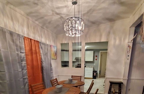 West Newton House | Ocean View Theme - Cozy - Explore An Amazing Treasure!