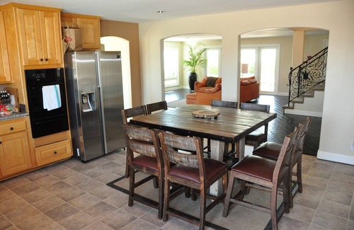 San Juan Capistrano House | Ocean View 4 Bedroom Home with Private, Heated Pool & Jacuzzi with Firepit & BBQ