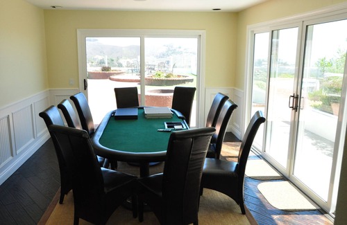 San Juan Capistrano House | Ocean View 4 Bedroom Home with Private, Heated Pool & Jacuzzi with Firepit & BBQ