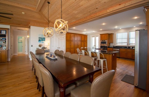 Saint Helena Island House | Ocean Views! - 449 Tarpon Blvd - New to VRBO! Resort Access Included!