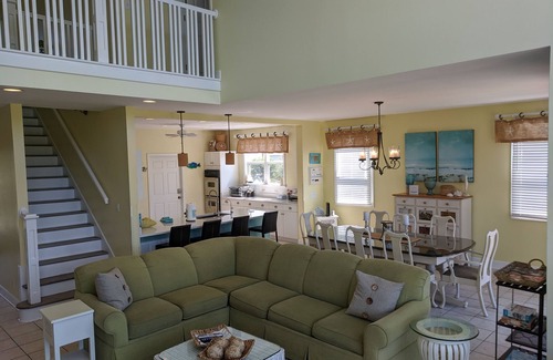Saint Helena Island House | Ocean Views! 5 star reviews, easy beach access. Cards, cart incl, 1000 savings!