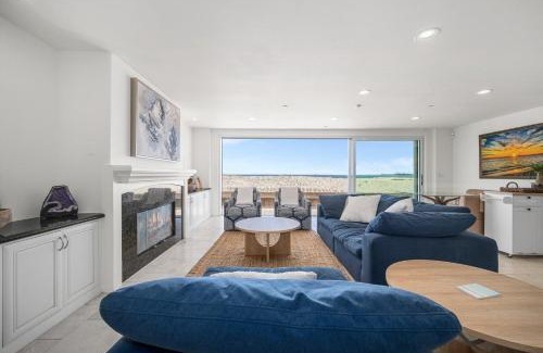 Peninsula House | Ocean Views in Long Beach