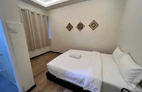 Semporna House | ocean village