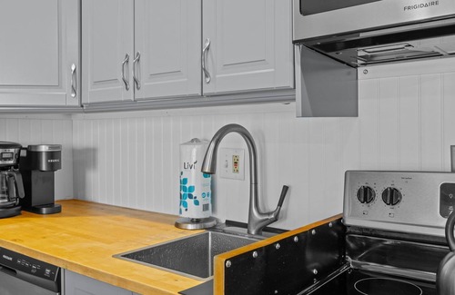 Charleston County Condo | Oceanfront 2nd Floor Condo! Community Pool & Fishing Pier! In the Heart of IOP!