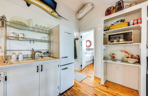 Fernandina Beach Cottage | Oceanfront Amelia Island Cottage: Deck & Boardwalk