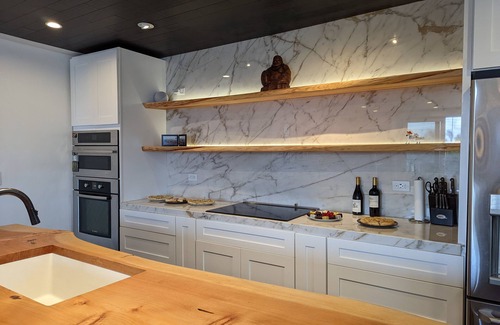 Sunset Cliffs Condo | Oceanfront beach living in an amazing modern condonn