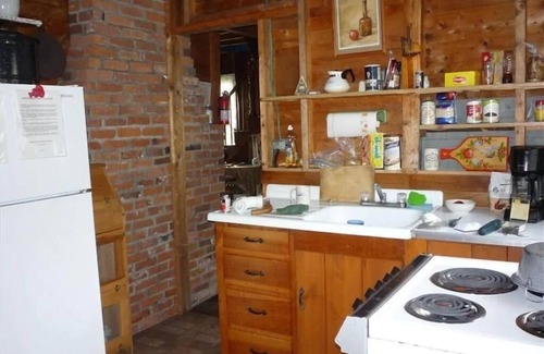 Brooklin Cottage | Oceanfront Cottage on Blue Hill Bay