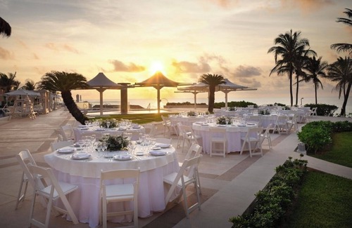 Zona Hotelera Resort | Oceanfront Dual-Suite Retreat - Luxury All-Inclusive Wyndham Grand Cancun