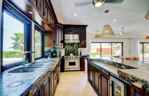 Playacar Fase I Villa | Oceanfront Exclusive Home