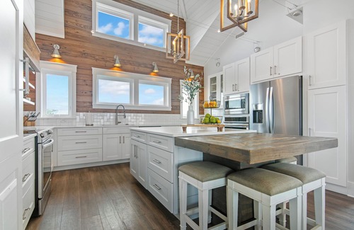 South Beach House | Oceanfront Home with Expansive Views