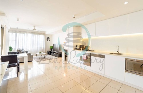 Darwin City Centre Condo | Oceanfront Marvel: Harbour View ~ Pool ~ Parking