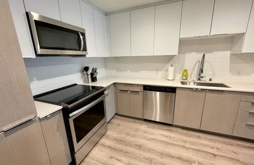 Harbor Condo | Oceanfront Modern Condo