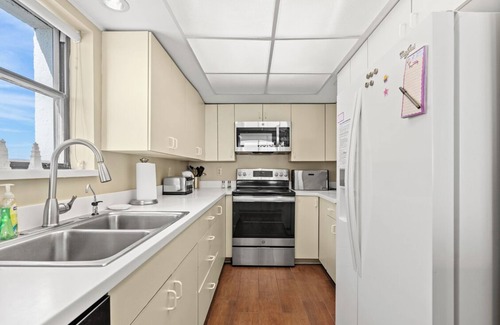 North Myrtle Beach Condo | ~ Oceanfront Oasis ~ Private Condo ~ 3 Bedroom