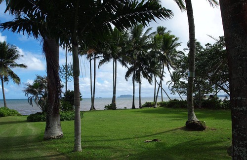 Waikane House | Oceanfront - one acre on Kaneohe Bay!