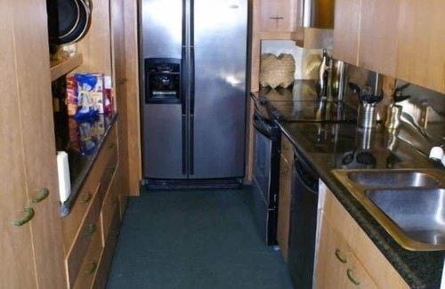 Waialua Condo | Oceanfront-Paradise on the North Shore