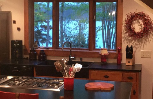 Lamoine House | Oceanfront Private Beach! Family friendly, Multi-Generational House by Acadia!