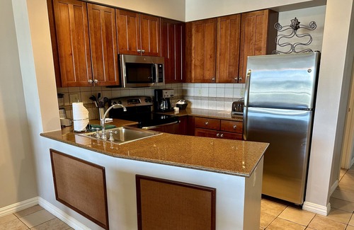 Key West Resort | Oceanfront Resort, Fantasy Fest, Infinity Pool, Hot Tub, Sleeps 6 7 Nites, Hyatt