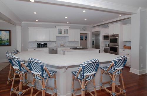 Isle of Palms House | Oceanfront/Sleeps 28/Firefly/Pool/Elevator/Great for Large Families