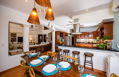 Villa Juarez Villa | Oceanfront Villa w/amazing views. Infinity Pool, Chef Upon Req, Welcome Gifts!