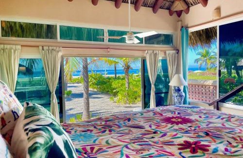 Ixtapa - Zihuatanejo Villa | Oceanfront Villa Zihuatanejo