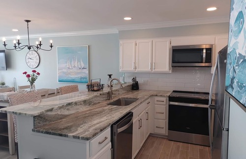 Surfside Beach House | Oceanfront with breathtaking views. Big dog friendly!