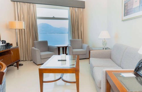Khor Fakkan Hotel | Oceanic Khorfakkan Resort And Spa