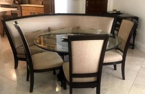 Gambier House | Oceanmist Seafront 4 bedroom townhouse with pool