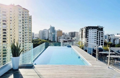 Downtown Santo Domingo Condo | Oceanview 1BR 2BA 14th Floor ~ Balcony, ACs,Wifi,Pool,Gym and Social Area