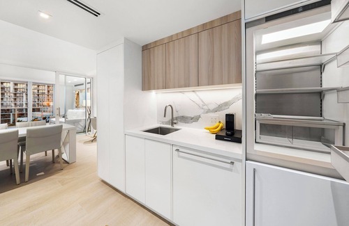 South Beach Condo | Oceanview 2+Den Private Residence at Roney Palace